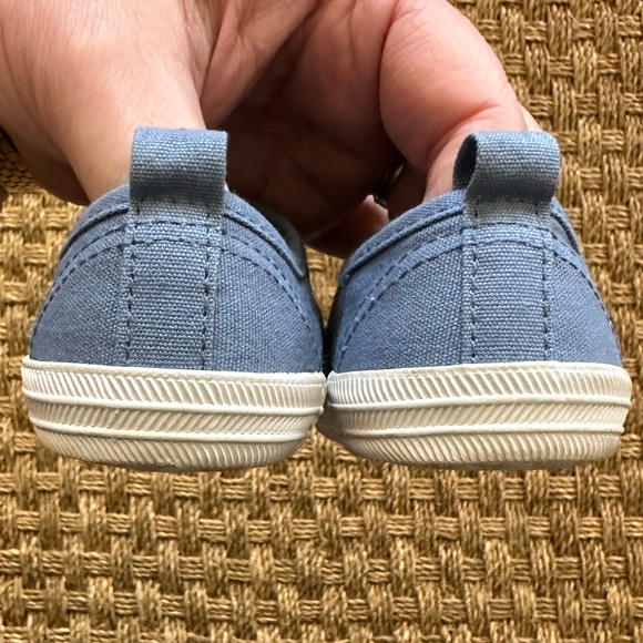 H&M Spring Blue Slip-on Toddler Sneakers - Picture 8 of 10